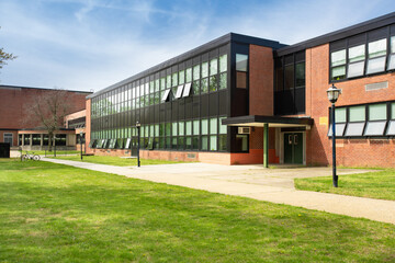 Exterior view of a typical American school building - 430863522