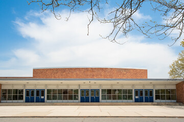 Exterior view of a typical American school building - 430863742