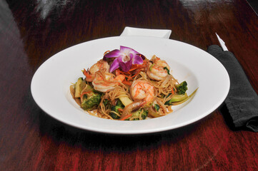 Shrimp Lo Mein