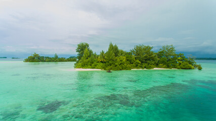 Tropical tiny island in the Solomon Islands.