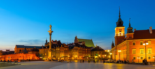 Fototapeta na wymiar Evening panorama of Castle Square with Royal Castle and Sigismund III Waza column in Starowka Old Town historic district of Warsaw, Poland