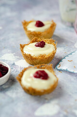 Raspberry with pudding on a bed of kadayif