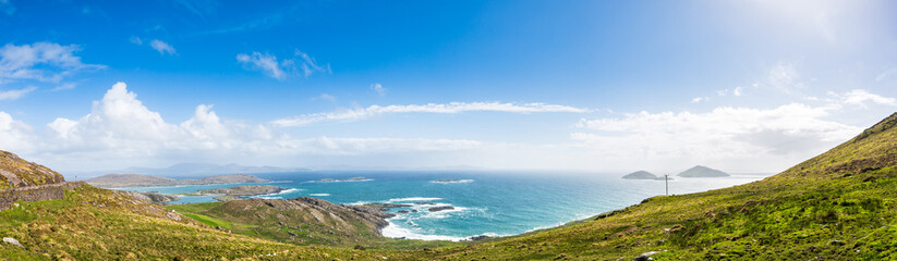 Panorama in Irland Meer Ozean Küste Atlantik Klippen Felsen Landschaft Natur / Ireland, Sea Ocean Coast Atlantic Cliffs Rock Landscape Nature