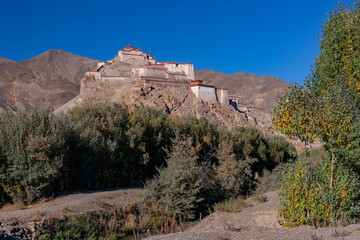 Fototapeta na wymiar Gyantse Fort - Tibet