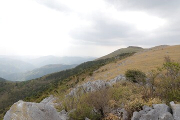 Fototapeta premium 四国カルスト 愛媛県と高知県の県境付近