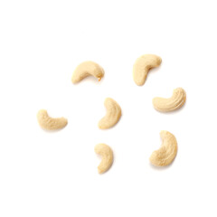 cashews isolated on white background