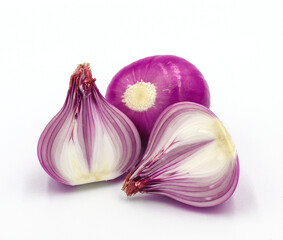 Red onion, thinly sliced Isolated on white background