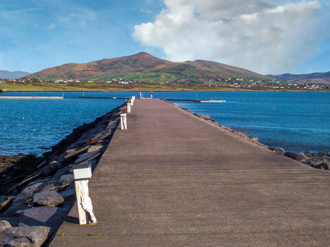 Knightstown harbour with a view to Iveragh Peninsula mountains