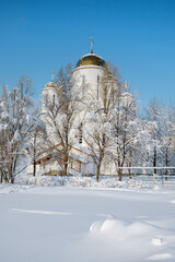 Fototapeta premium Russian Orthodox Church in winter