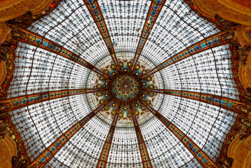 DOMED CEILING IN PARIS
