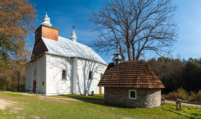 
Cerkiew świętej Męczennicy Paraskewii w Łopience, Bieszczady, Polska / Orthodox Church of the...