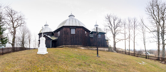 Cerkiew Narodzenia Bogurodzicy w Michniowcu, Bieszczady, Polska / Orthodox Church of the Nativity of the Mother of God in Michniowiec, Bieszczady, Poland © LukaszB