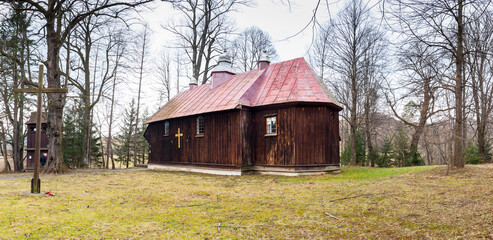 Cerkiew świętego Mikołaja w Polanie, Bieszczady, Polska / Saint Nicholas Orthodox Church in Polana, Bieszczady, Poland © LukaszB
