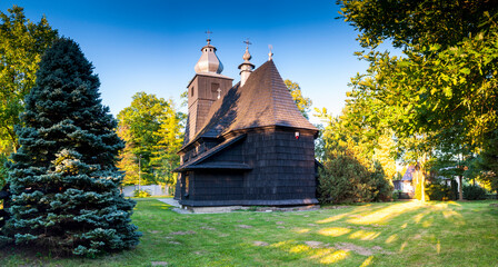  Kościół Narodzenia Najświętszej Maryi Panny w Średniej Wsi, Bieszczady, Polska / Church of the Nativity of the Blessed Virgin Mary in Srednia Wieś, Bieszczady, Poland © LukaszB