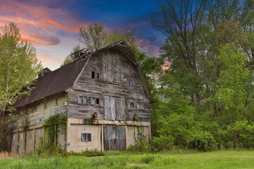 Tobacco Barn