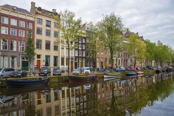 Fototapeta premium Cloudy September morning on the city canal, Amsterdam