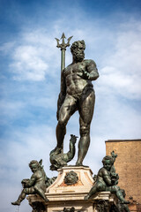 Obraz premium Close up of the Fountain of Neptune (1566), in Piazza del Nettuno, Bologna downtown, Emilia-Romagna, Italy, Europe. Artist Giambologna (1529-1608).
