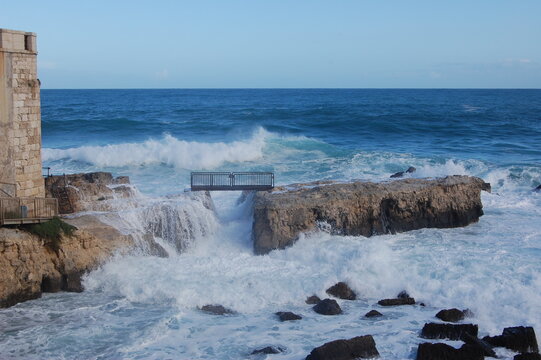 mare in tempesta