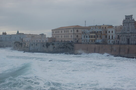 mare in tempesta