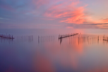 Fototapeta na wymiar Atardecer en el lago