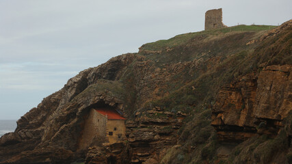 Ermita de Santa Justa y Torre de San Telmo  Ubiarco, Cantabria