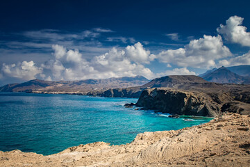 Krajobraz morski, relaks i wypoczynek na wyspach kanaryjskich, Fuerteventura  © anettastar