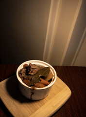 Pot roast in white cup