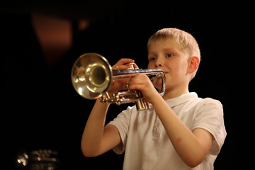 Kid trumpet player