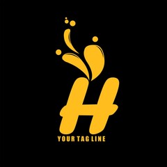 Luxurious and Minimalist H Letter Logo Design Icon, Editable in Vector Format in Black and White Color. suitable for the beauty salon logo
