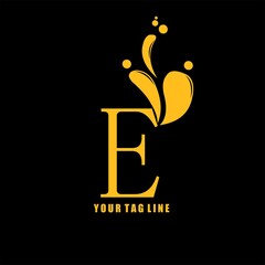 Luxurious and Minimalist E Letter Logo Design Icon, Editable in Vector Format in Black and White Color. suitable for the beauty salon logo
