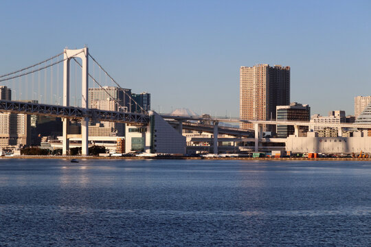 豊洲ぐるり公園から見える風景 © leetoyosu