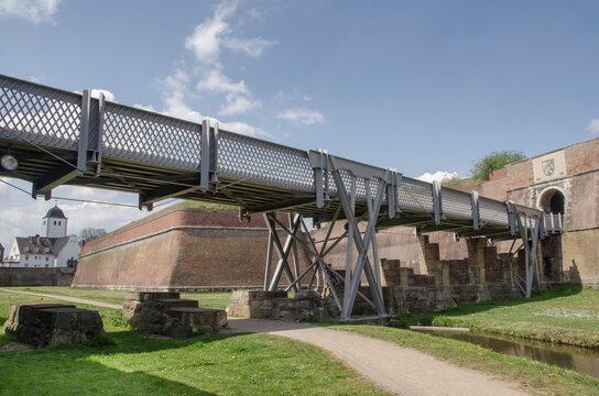J&uuml;lich: Die Zitadelle J&uuml;lich war einst Bestandteil der Festung J&uuml;lich und ist das wichtigste erhaltene Baudenkmal der Stadt