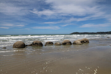 Moeraki Boulders / Moeraki Boulders /