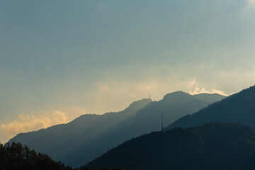 Obraz premium Sunset at the hills