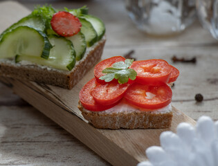 bruschetta with tomato