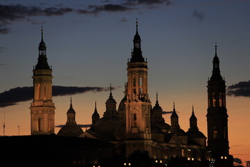 Obraz premium Sunset in Zaragoza
