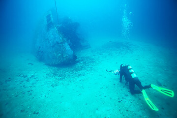 sunken plane diving, plane crash, incident, search under water, crash, divers