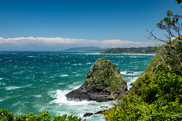 初夏の青空広がる千葉県大房岬の風景　5月