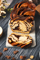 Babka cake with chocolate