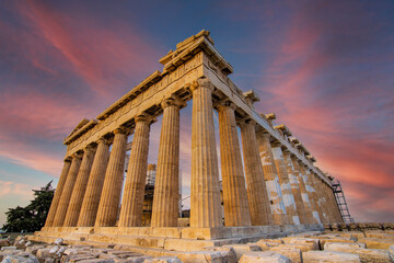 Fototapeta premium The Parthenon is Standing majestically on the highest point of the Acropolis hilltop, this breathtaking temple was the most magnificent temple of the ancient world.