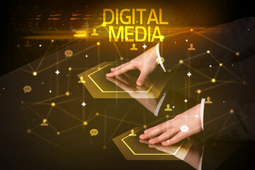 Navigating social networking with social icons