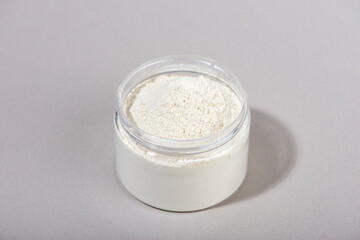 White Cosmetic clay for cosmetic procedures.