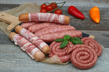 Würstchen zum grillen
