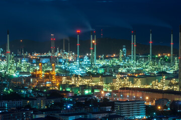 Fototapeta na wymiar Oil-refinery and petrochemical plant at twilight.