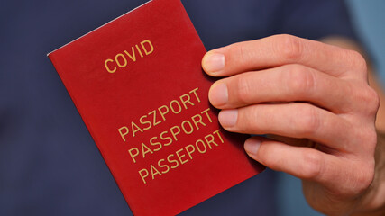 Paszport covidowy. - obrazy, fototapety, plakaty