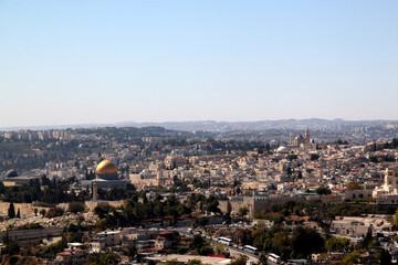Fototapeta na wymiar Overview of the holy city of Jerusalem, the old city in Israel