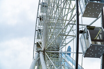 ferris wheel against the sky