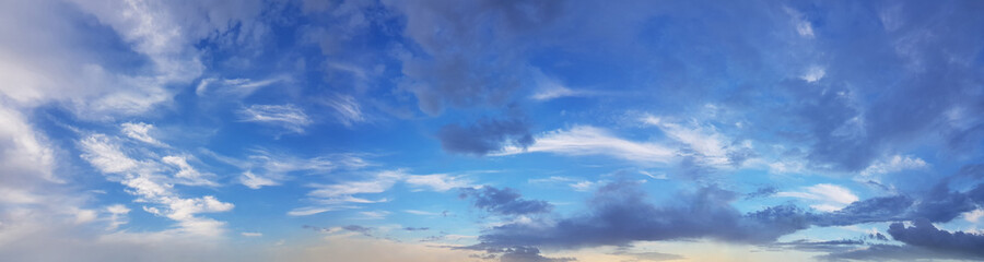 Obraz premium Sky with colorful clouds. Beautiful sky panorama