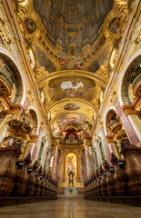 Fototapeta premium Kirchenschiff in Linz