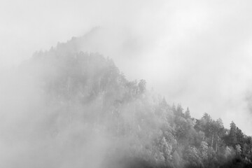 Fototapeta na wymiar Mountain Morning with clouds